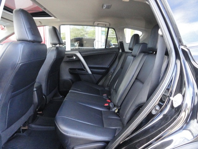 Toyota RAV4 Limited AWD (Natl) 2018