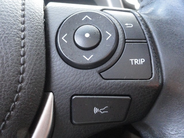 Toyota RAV4 Limited AWD (Natl) 2018