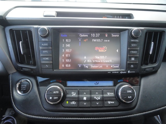 Toyota RAV4 Limited AWD (Natl) 2018