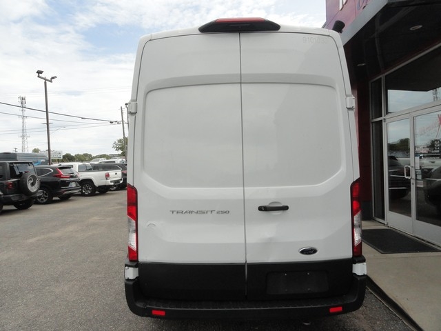 Ford Transit Cargo Van T-250 148" Hi Rf 9070 GVWR RWD 2021