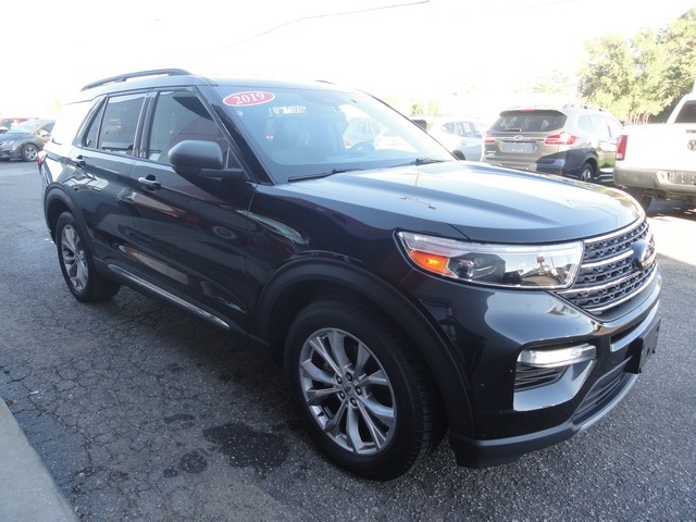 Ford Explorer XLT 4WD 2020