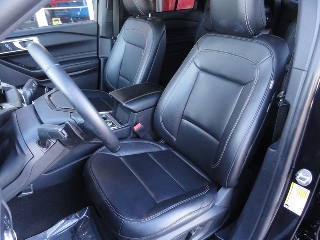 Ford Explorer XLT 4WD 2020