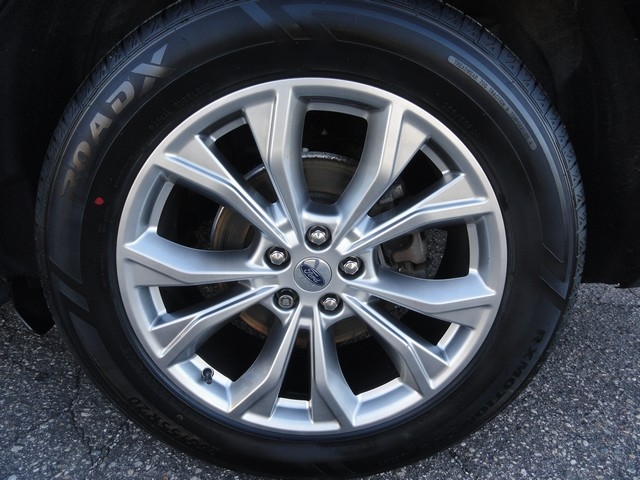 Ford Explorer XLT 4WD 2020