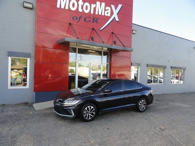 Volkswagen Jetta S Auto 2025