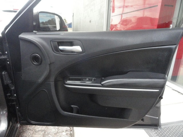 Dodge Charger SXT RWD 2019