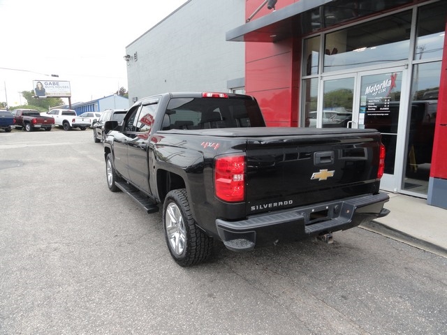 Chevrolet Silverado 1500 4WD Crew Cab 143.5" Custom 2018