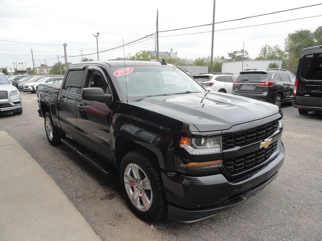 Chevrolet Silverado 1500 4WD Crew Cab 143.5" Custom 2018