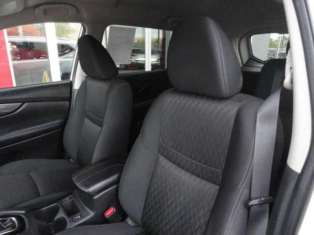 Nissan Rogue AWD SV 2018