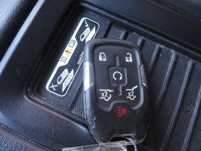 GMC Yukon XL 4WD 4dr SLT 2017