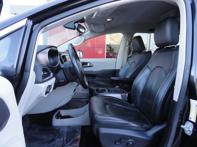 Chrysler Pacifica Touring L FWD 2018