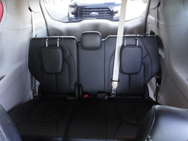 Chrysler Pacifica Touring L FWD 2018