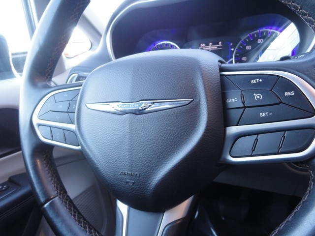 Chrysler Pacifica Touring L FWD 2018