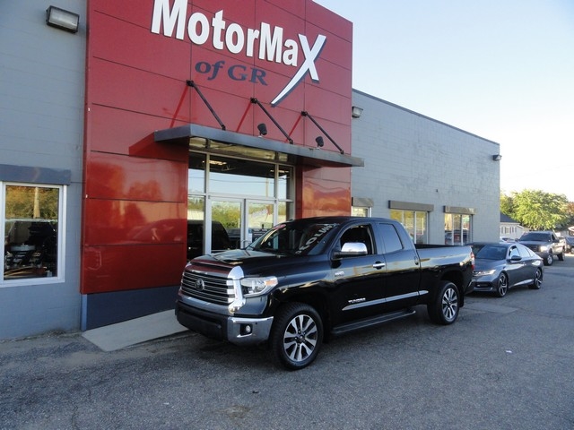 Toyota Tundra 4WD Limited Double Cab 6.5' Bed 5.7L (Natl) 2019