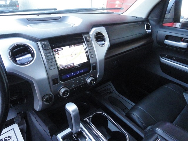 Toyota Tundra 4WD Limited Double Cab 6.5' Bed 5.7L (Natl) 2019