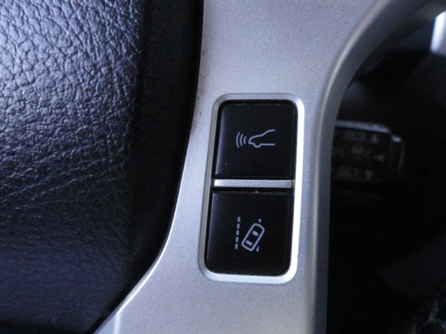 Toyota Tundra 4WD Limited Double Cab 6.5' Bed 5.7L (Natl) 2019