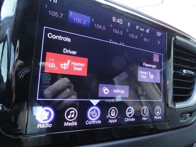 Chrysler Pacifica Touring-L FWD 2017