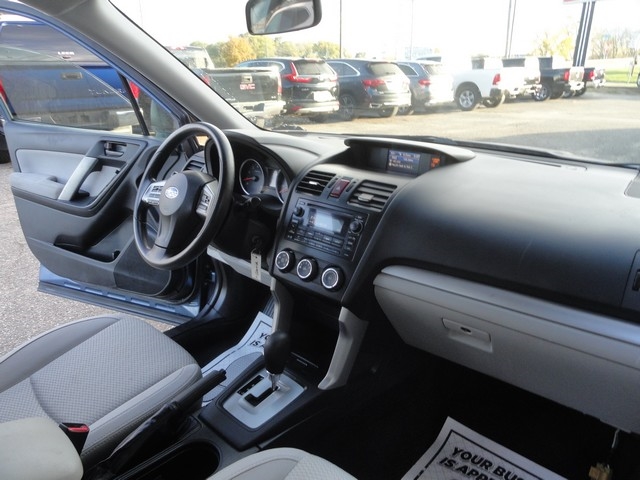 Subaru Forester 4dr CVT 2.5i PZEV 2015