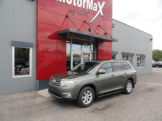 Toyota Highlander 4WD 4dr V6 Base (Natl) 2011
