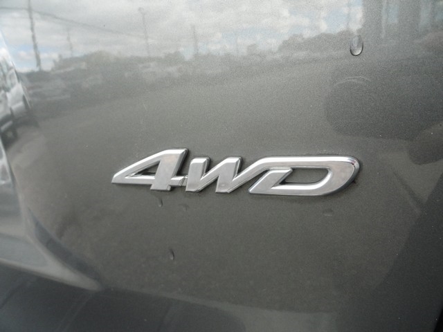 Toyota Highlander 4WD 4dr V6 Base (Natl) 2011