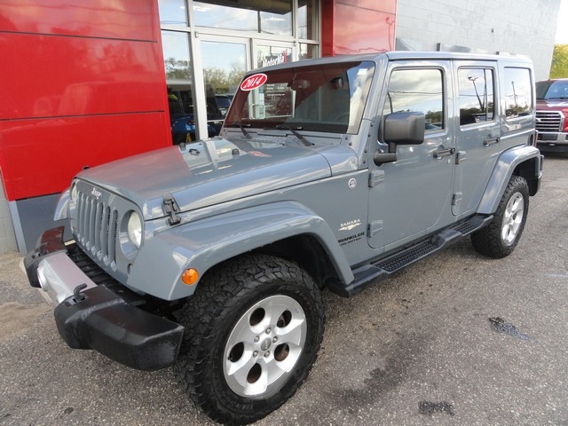 Jeep Wrangler Unlimited 4WD 4dr Sahara 2014