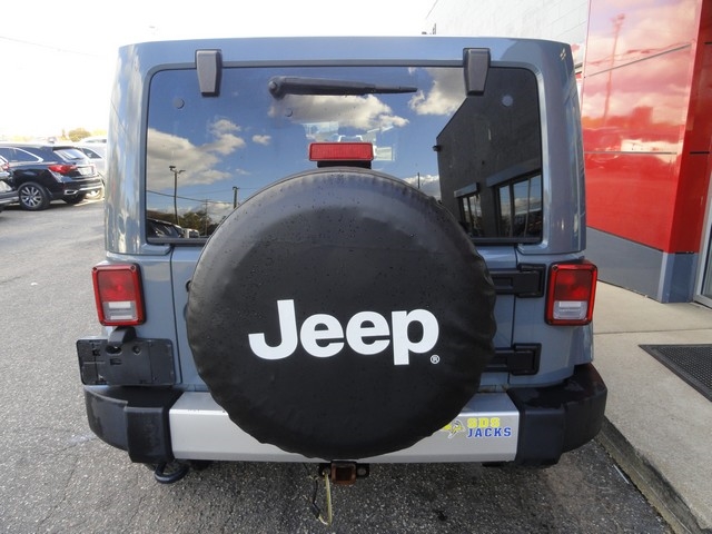 Jeep Wrangler Unlimited 4WD 4dr Sahara 2014