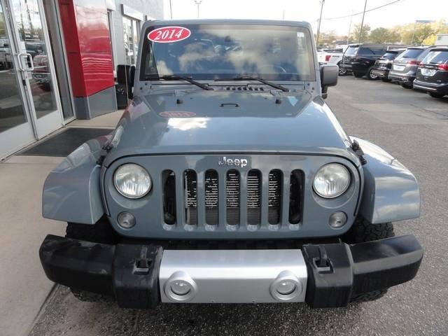 Jeep Wrangler Unlimited 4WD 4dr Sahara 2014