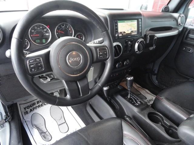 Jeep Wrangler Unlimited 4WD 4dr Sahara 2014