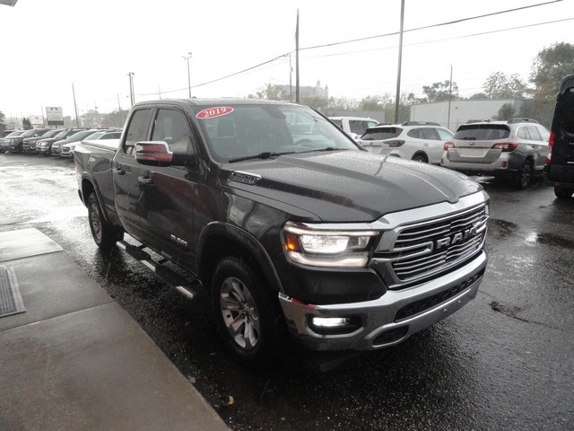 RAM 1500 Laramie 4x4 Quad Cab 6'4" Box 2019