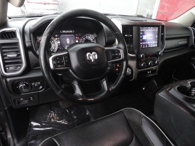 RAM 1500 Laramie 4x4 Quad Cab 6'4" Box 2019