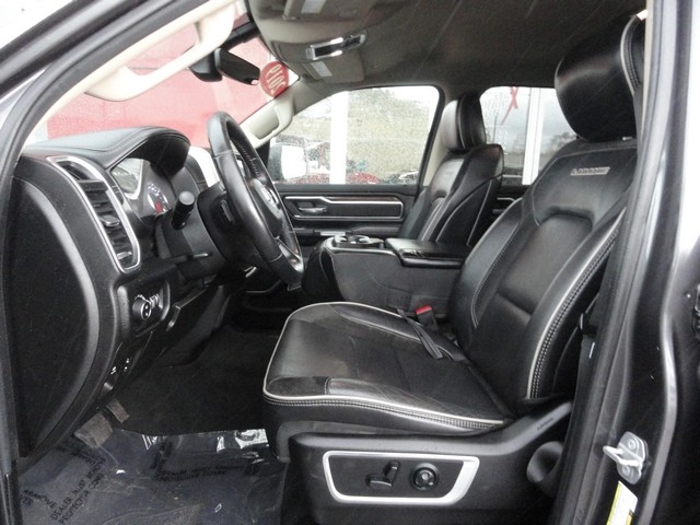 RAM 1500 Laramie 4x4 Quad Cab 6'4" Box 2019