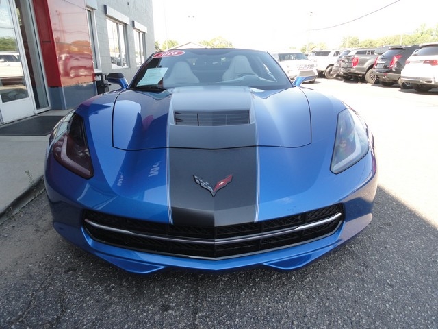Chevrolet Corvette 2dr Stingray Z51 Cpe w/1LT 2016