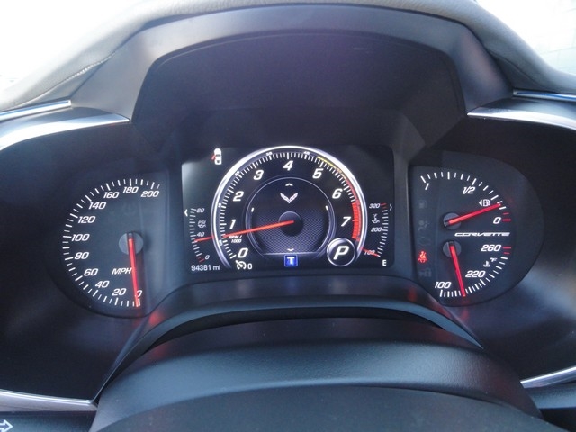 Chevrolet Corvette 2dr Stingray Z51 Cpe w/1LT 2016