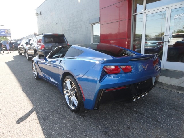 Chevrolet Corvette 2dr Stingray Z51 Cpe w/1LT 2016