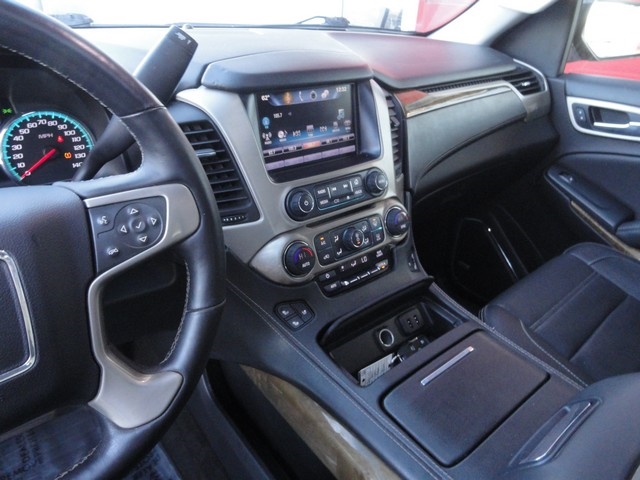 GMC Yukon XL 4WD 4dr Denali 2017