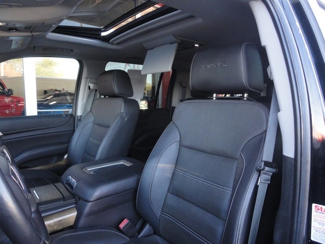 GMC Yukon XL 4WD 4dr Denali 2017