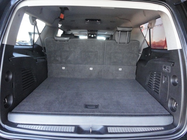 GMC Yukon XL 4WD 4dr Denali 2017