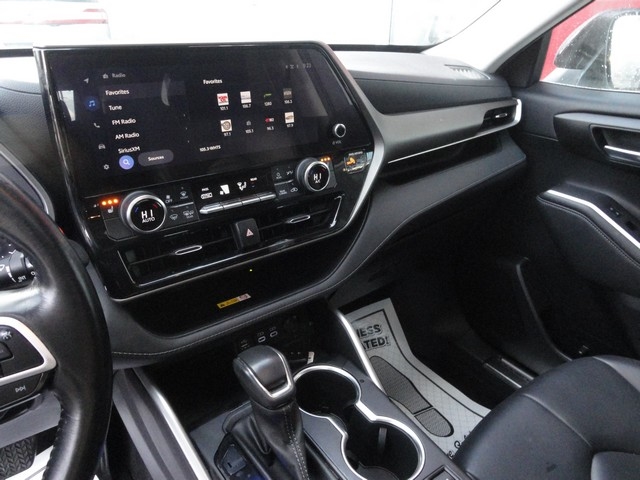 Toyota Highlander Hybrid XLE AWD (Natl) 2023