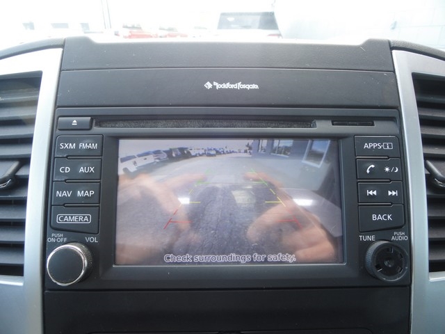 Nissan Frontier 4WD Crew Cab SWB Auto PRO-4X 2014