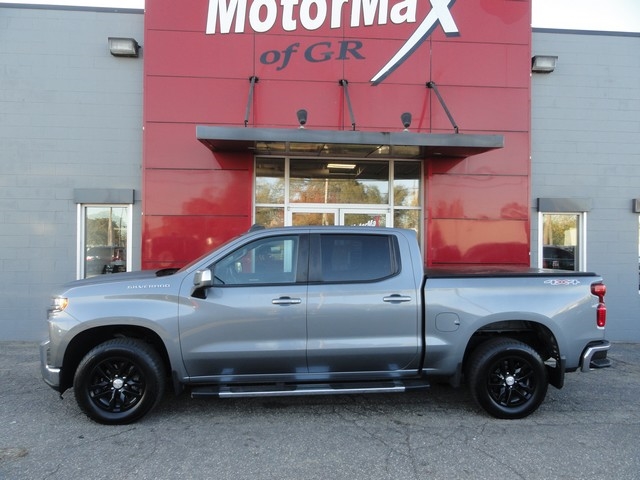 Chevrolet Silverado 1500 LTD 4WD Crew Cab 147" LT w/2FL 2022