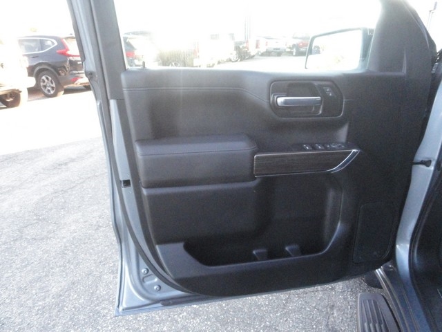 Chevrolet Silverado 1500 LTD 4WD Crew Cab 147" LT w/2FL 2022