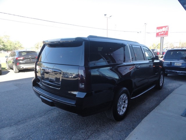 GMC Yukon XL 4WD 4dr SLT 2017