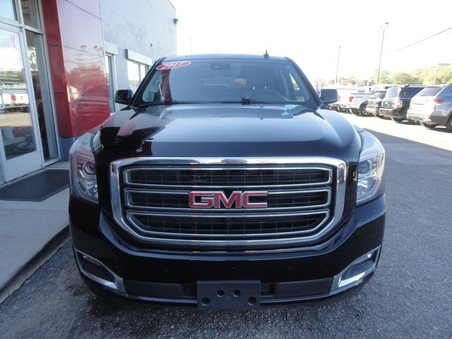 GMC Yukon XL 4WD 4dr SLT 2017