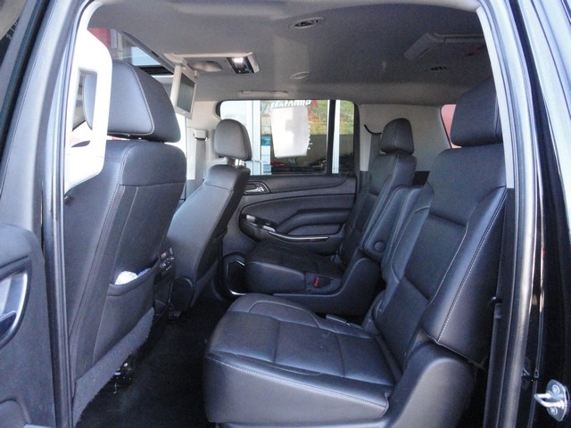 GMC Yukon XL 4WD 4dr SLT 2017