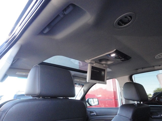 GMC Yukon XL 4WD 4dr SLT 2017