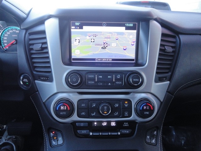 GMC Yukon XL 4WD 4dr SLT 2017