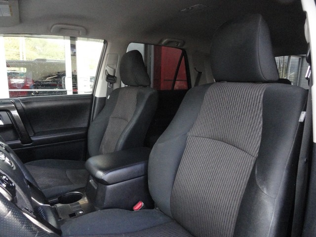 Toyota 4Runner 4WD 4dr V6 Trail Premium (Natl) 2014