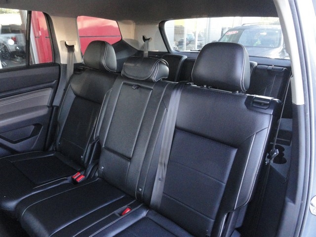 Volkswagen Atlas 2021.5 3.6L V6 SE w/Technology 4MOTION 2021