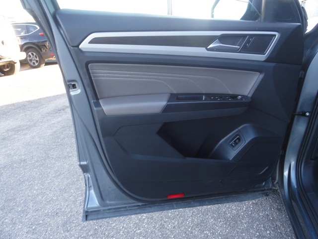 Volkswagen Atlas 2021.5 3.6L V6 SE w/Technology 4MOTION 2021