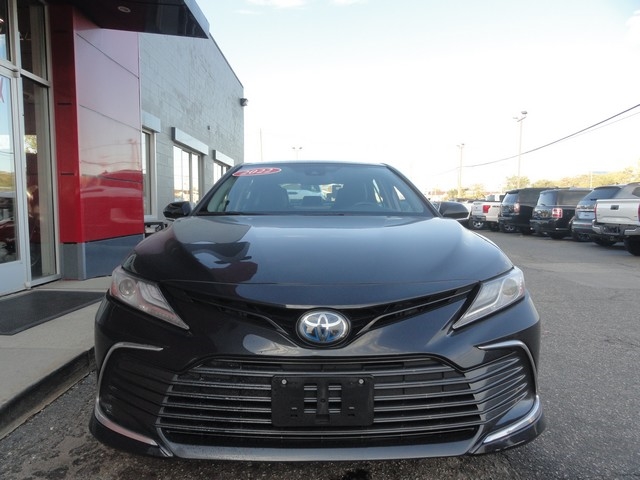 Toyota Camry Hybrid XLE CVT (Natl) 2022