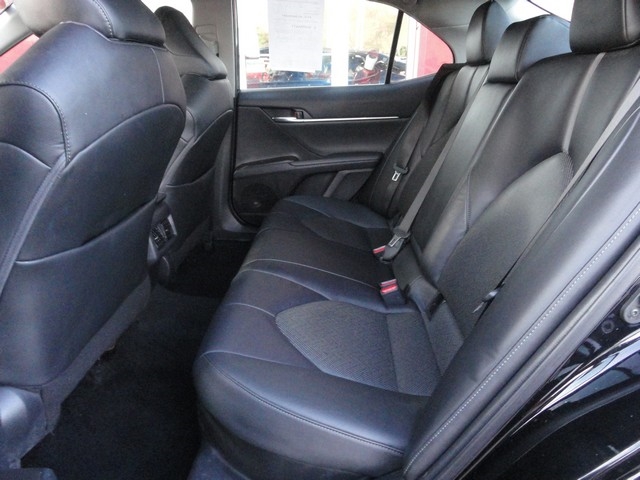 Toyota Camry Hybrid XLE CVT (Natl) 2022